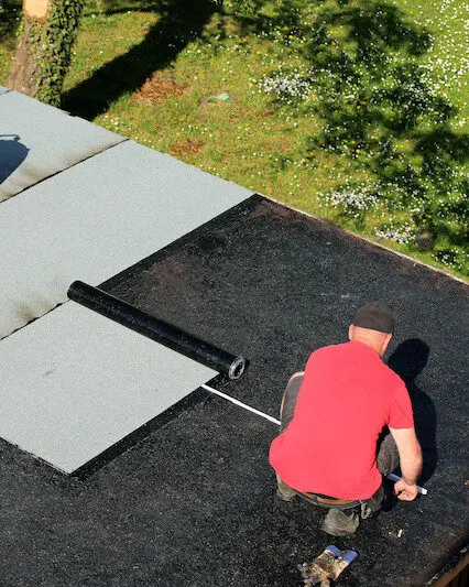 Roofing installation service professional